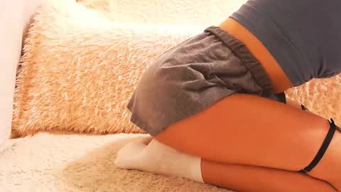 Snapshot of agent_pr0vocateur chatting on October 18, 2025, 12:17 pm Sasha online show from October 18, 2025, 12:17 pm