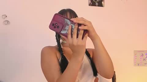 Maggie   online show from November 18, 2025, 11:26 pm