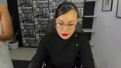 Snapshot of aghata_moon chatting on December 16, 2024, 11:33 am Aghata Moon online show from December 16, 2024, 11:33 am