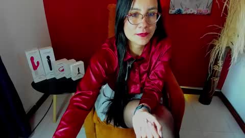 Snapshot of aghata_moon chatting on January 23, 2025, 8:35 pm Aghata Moon online show from January 23, 2025, 8:35 pm