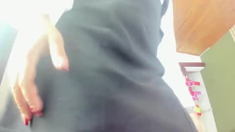 Snapshot of aghata_moon chatting on February 10, 2025, 2:16 pm Aghata Moon online show from February 10, 2025, 2:16 pm