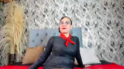 Snapshot of aghata_moon chatting on February 12, 2025, 2:21 pm Aghata Moon online show from February 12, 2025, 2:21 pm