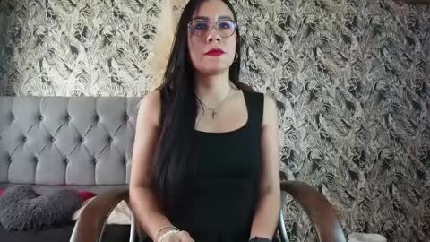 Snapshot of aghata_moon chatting on March 3, 2025, 2:59 pm Aghata Moon online show from March 3, 2025, 2:59 pm