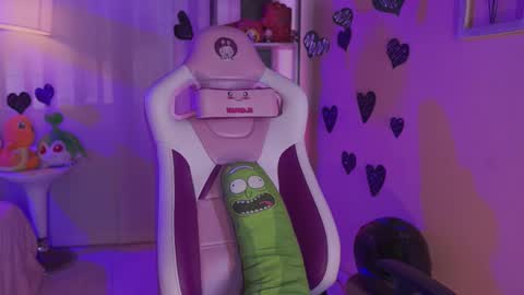 Snapshot of aghata_williamss chatting on February 19, 2025, 12:22 pm AGHATA online show from February 19, 2025, 12:22 pm