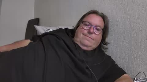 Snapshot of agias chatting on September 14, 2025, 6:45 am Agias online show from September 14, 2025, 6:45 am