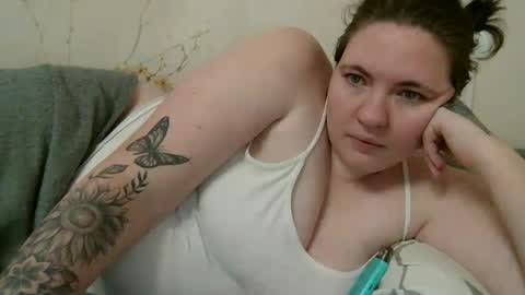 Snapshot of aglaya_fame chatting on December 23, 2024, 9:18 pm Aglaya Fame online show from December 23, 2024, 9:18 pm