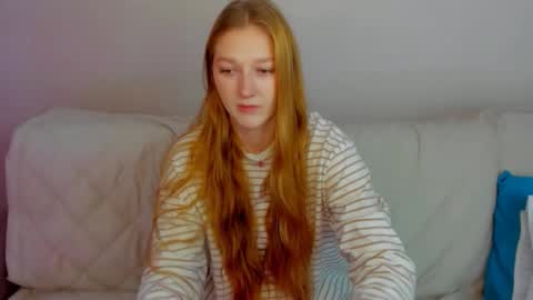 AgnesArden online show from November 13, 2025, 12:59 pm