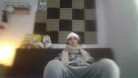 Snapshot of ahbehbi12 chatting on December 21, 2024, 7:45 am ahbehbi12 online show from December 21, 2024, 7:45 am