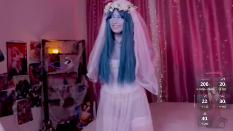 Snapshot of ahegame chatting on October 31, 2025, 2:07 pm Coraline online show from October 31, 2025, 2:07 pm