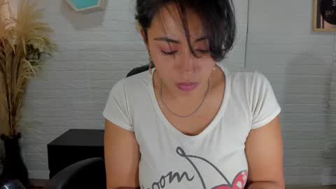 Ahisha online show from March 5, 2025, 3:07 pm