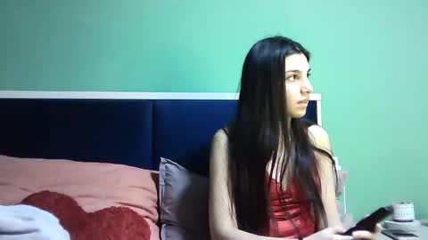 Snapshot of ahotkitty18 chatting on January 3, 2025, 3:44 pm Selena online show from January 3, 2025, 3:44 pm
