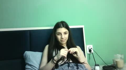 Snapshot of ahotkitty18 chatting on March 1, 2025, 3:27 pm Selena online show from March 1, 2025, 3:27 pm