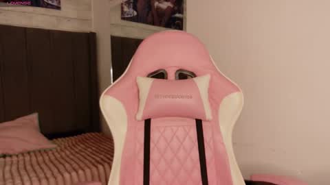 Aida online show from October 11, 2025, 11:36 pm