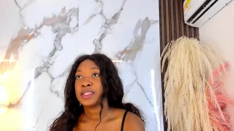 Snapshot of aidaadams chatting on February 13, 2025, 11:50 am Aida online show from February 13, 2025, 11:50 am
