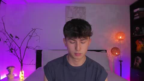 A H  online show from February 16, 2025, 1:58 am