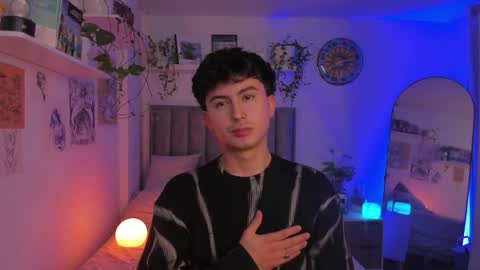 A H  online show from October 6, 2025, 2:20 am