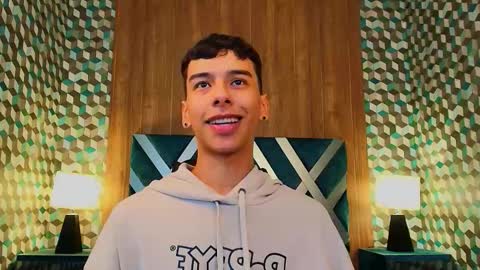 Snapshot of aiden_royce chatting on November 8, 2025, 4:23 am aiden_royce online show from November 8, 2025, 4:23 am