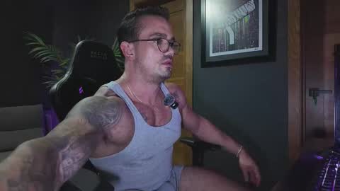 Snapshot of aidenlivex chatting on November 18, 2025, 1:22 am aidenlivex online show from November 18, 2025, 1:22 am