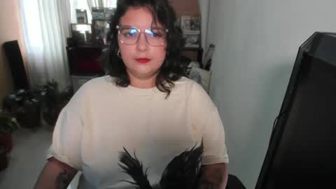 Snapshot of aikadreams chatting on September 20, 2025, 11:33 am Catalina online show from September 20, 2025, 11:33 am