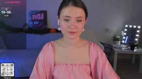 Lynn online show from November 28, 2025, 1:47 pm