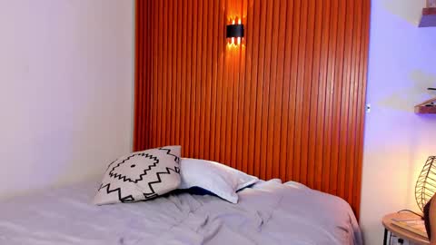 Snapshot of aikopum chatting on September 18, 2025, 12:18 pm aikopum online show from September 18, 2025, 12:18 pm