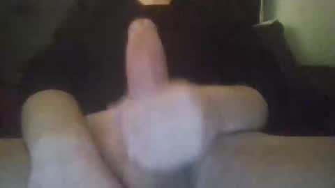 Snapshot of ainznico chatting on December 4, 2025, 10:07 pm ainznico online show from December 4, 2025, 10:07 pm