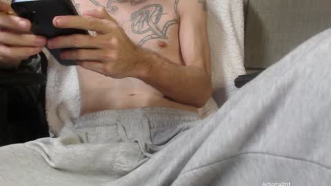 Leo  Airborn  Sir  Daddy online show from January 28, 2025, 2:42 pm