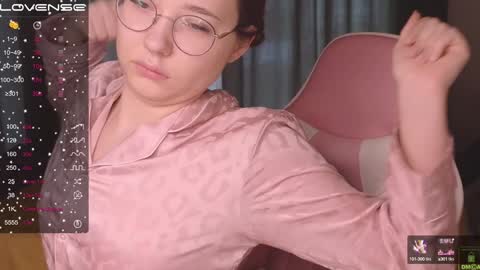 Snapshot of airyhill chatting on January 24, 2025, 8:44 am airyhill online show from January 24, 2025, 8:44 am