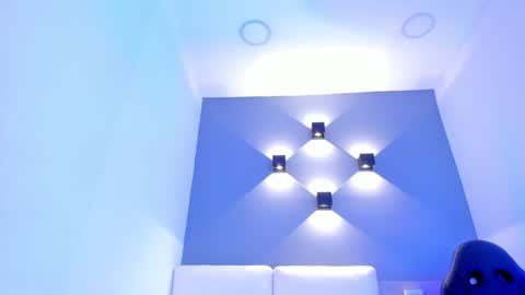 Aisha online show from December 31, 2024, 8:34 pm