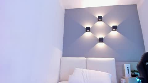 Aisha online show from January 6, 2025, 2:26 am