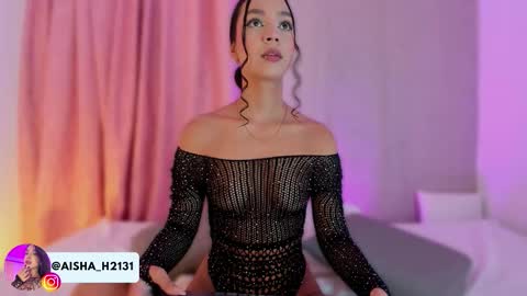 Aisha online show from November 23, 2025, 8:52 pm