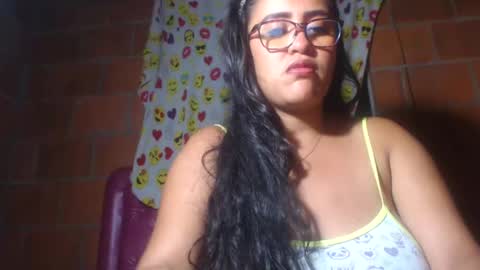 Snapshot of aisha_koswell3 chatting on March 2, 2025, 4:50 am aisha koswell3 online show from March 2, 2025, 4:50 am