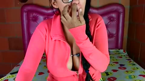 Snapshot of aisha_koswell3 chatting on October 9, 2025, 11:41 am aisha koswell3 online show from October 9, 2025, 11:41 am