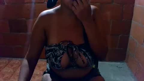 Snapshot of aisha_koswell3 chatting on November 25, 2025, 2:22 am aisha koswell3 online show from November 25, 2025, 2:22 am