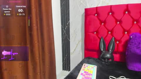 aishaahott online show from October 21, 2025, 12:50 pm