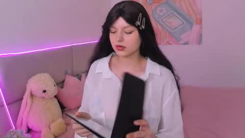 Aisha online show from November 14, 2025, 3:16 am