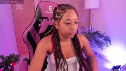 Snapshot of aisharose_ chatting on January 30, 2025, 6:21 pm Aisha online show from January 30, 2025, 6:21 pm