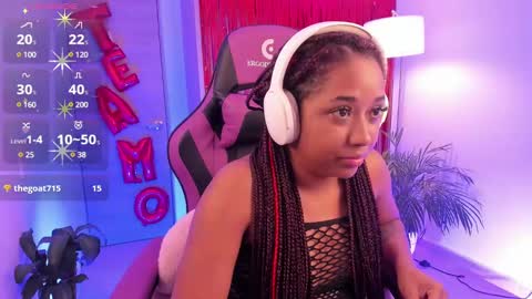 Snapshot of aisharose_ chatting on February 14, 2025, 3:33 am Aisha online show from February 14, 2025, 3:33 am