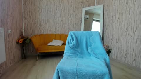 Aisha online show from January 12, 2025, 8:25 am