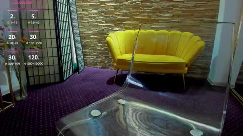 Aisha online show from October 14, 2025, 4:02 am