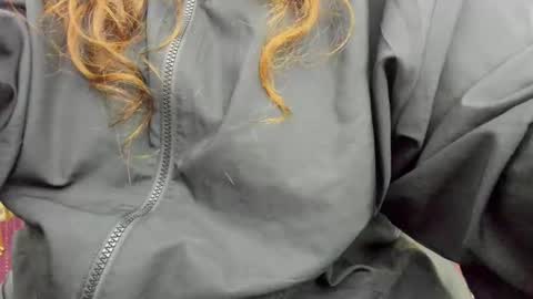 Aisha online show from November 10, 2025, 1:10 pm