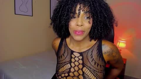 Aitana Brown online show from November 28, 2025, 9:39 pm