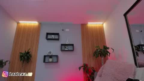 Snapshot of aixa_charless chatting on November 27, 2025, 12:07 pm Aixa online show from November 27, 2025, 12:07 pm