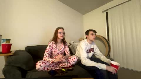 Snapshot of akexclusive chatting on December 4, 2025, 12:36 pm akexclusive online show from December 4, 2025, 12:36 pm