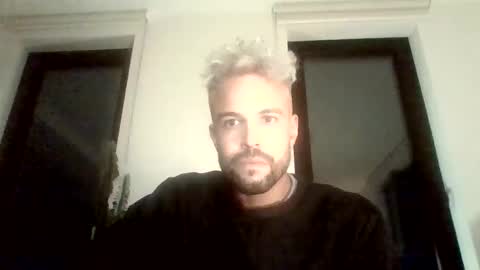 Sweet moment online show from October 28, 2025, 5:15 pm