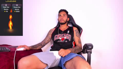 Snapshot of akira_tattoo chatting on February 3, 2025, 1:19 am Akira online show from February 3, 2025, 1:19 am