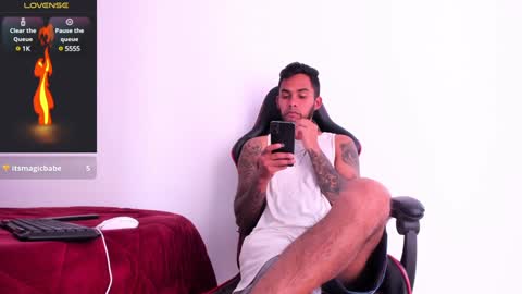 Snapshot of akira_tattoo chatting on February 3, 2025, 6:17 pm Akira online show from February 3, 2025, 6:17 pm