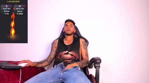 Snapshot of akira_tattoo chatting on February 13, 2025, 1:29 am Akira online show from February 13, 2025, 1:29 am