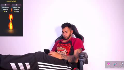 Snapshot of akira_tattoo chatting on February 20, 2025, 3:23 am Akira online show from February 20, 2025, 3:23 am