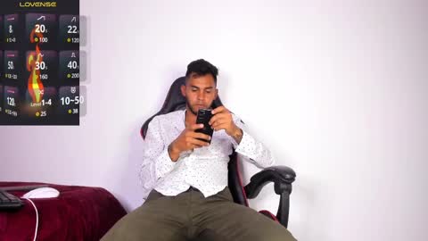 Snapshot of akira_tattoo chatting on March 3, 2025, 1:31 am Akira online show from March 3, 2025, 1:31 am